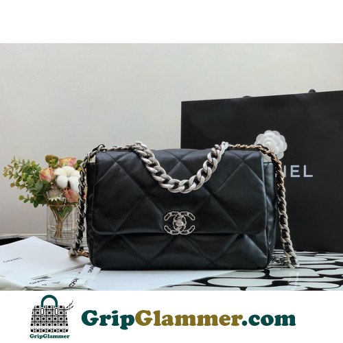 Chanel 19 Bag - Image 5