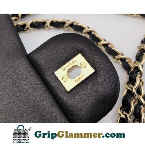 Chanel Flap Bag 30cm (Jumbo) - Image 5