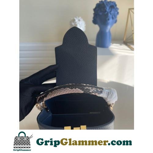 Louis Vuitton Capucines - Image 3