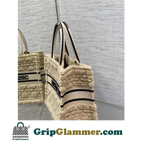 Dior Book Tote Small 26.5cm - Image 5