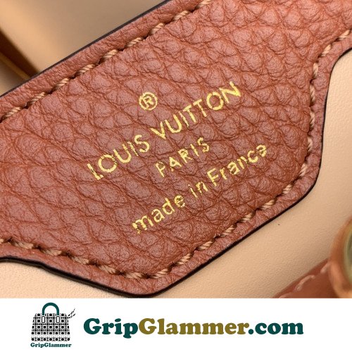 Louis Vuitton Capucines - Image 5