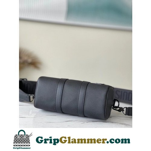 Louis Vuitton Kepall - Image 3