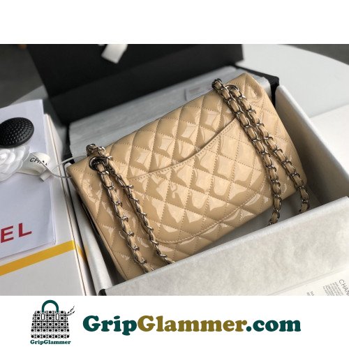 Chanel Flap Bag 25cm (Medium) - Image 4