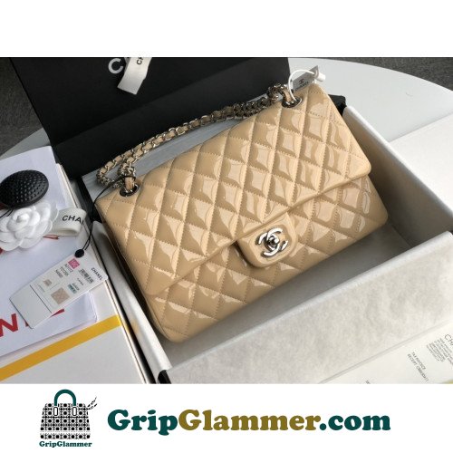 Chanel Flap Bag 25cm (Medium)