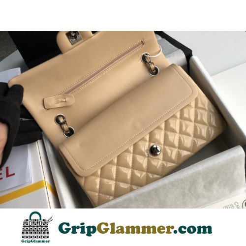 Chanel Flap Bag 25cm (Medium) - Image 7