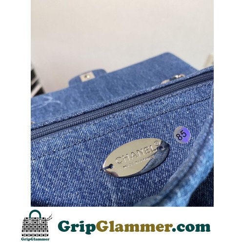 Chanel Flap Bag 25cm (Medium) - Image 3