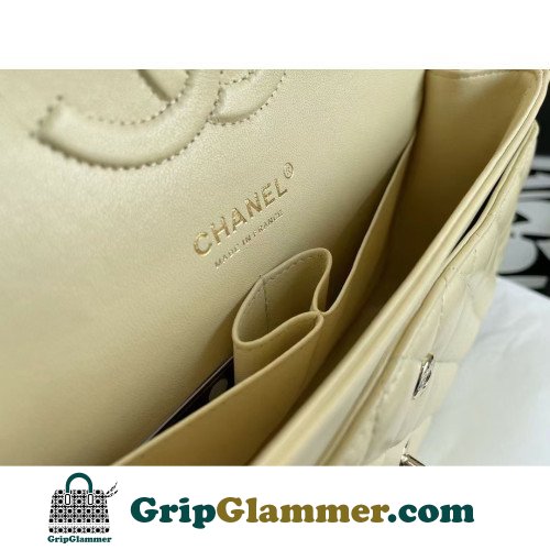 Chanel Flap Bag 25cm (Medium) - Image 2