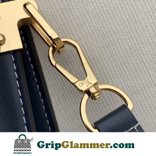 Louis Vuitton Petite Malle - Image 4