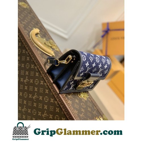 Louis Vuitton Petite Malle - Image 5