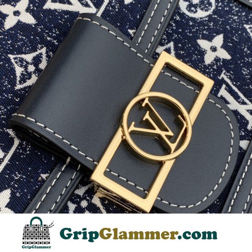 Louis Vuitton Petite Malle - Image 7