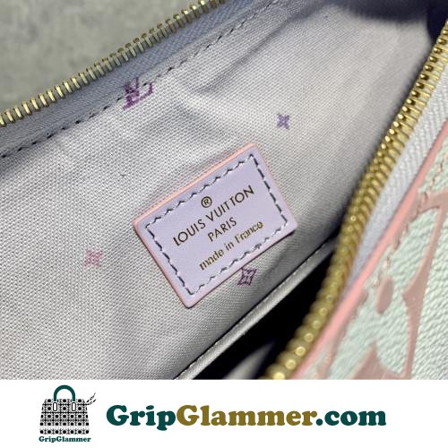 Louis Vuitton Tote - Image 3