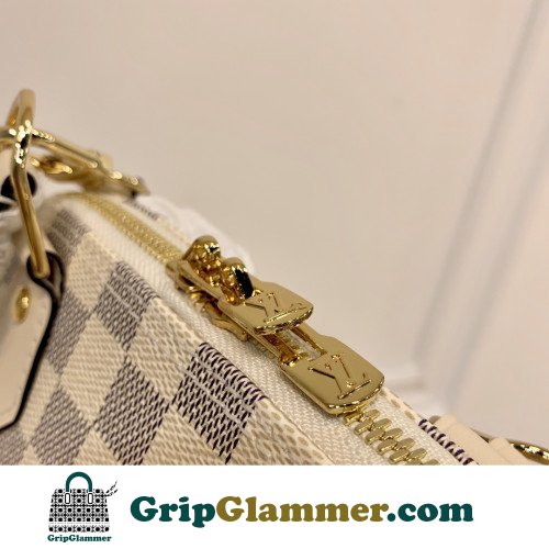 Louis Vuitton Alma - Image 3