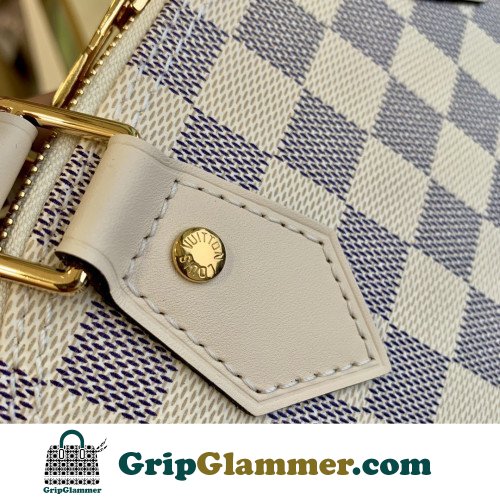 Louis Vuitton Alma - Image 9