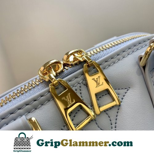 Louis Vuitton Alma - Image 5