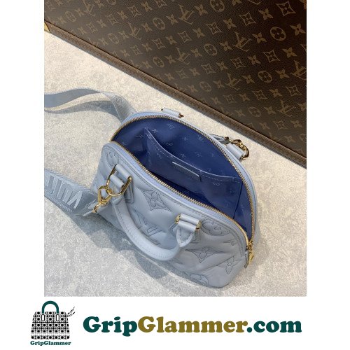 Louis Vuitton Alma - Image 9