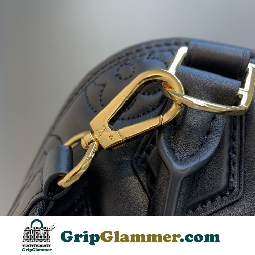 Louis Vuitton Alma - Image 7