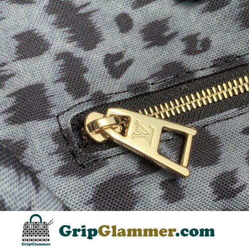 Louis Vuitton On The Go - Image 4