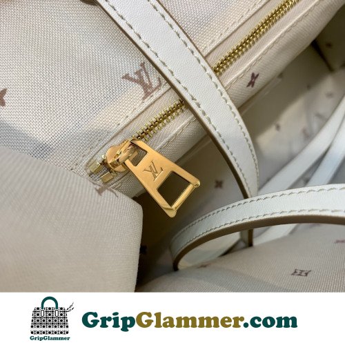 Louis Vuitton On The Go - Image 8