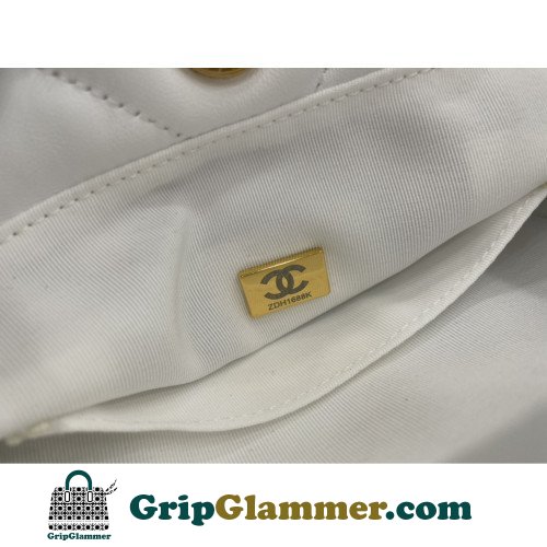 Chanel Tote Bag - Image 9