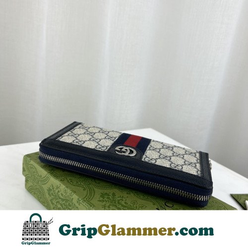 Gucci Wallet - Image 2