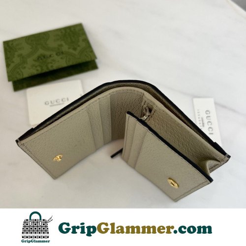 Gucci Wallet - Image 8