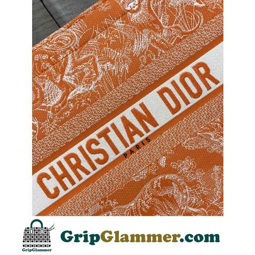 Dior Book Tote Medium 36cm - Image 3