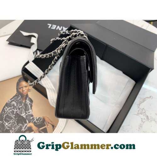 Chanel Flap Bag 25cm (Medium) - Image 3