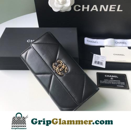 Chanel Wallet - Image 6