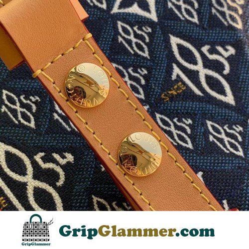 Louis Vuitton Petite Malle - Image 3