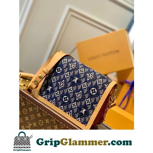 Louis Vuitton Petite Malle - Image 5