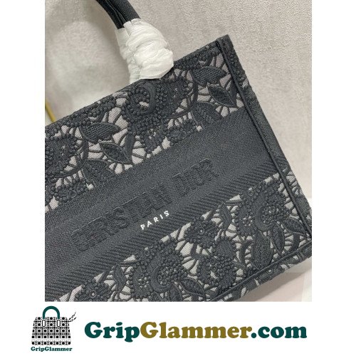 Dior Book Tote Small 26.5cm - Image 2