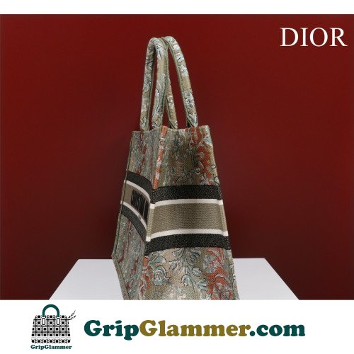 Dior Book Tote Medium 36cm - Image 2
