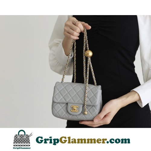 Chanel Flap Bag 17cm (Mini) - Image 9