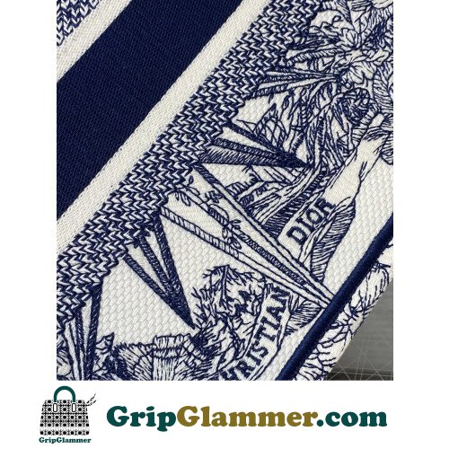 Dior Book Tote Small 26.5cm - Image 2