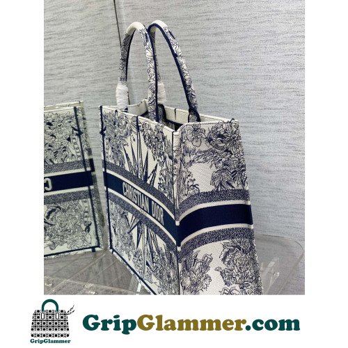 Dior Book Tote Large 42cm - Image 6