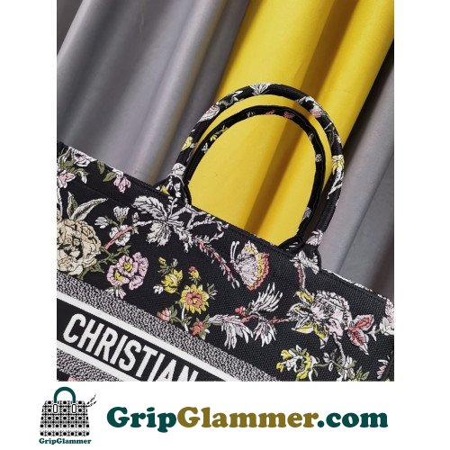 Dior Book Tote Large 42cm - Image 2