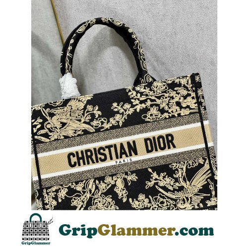 Dior Book Tote Medium 36cm - Image 6