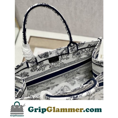 Dior Book Tote Medium 36cm - Image 7