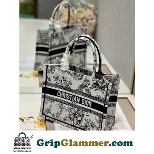 Dior Book Tote Small 26.5cm - Image 2