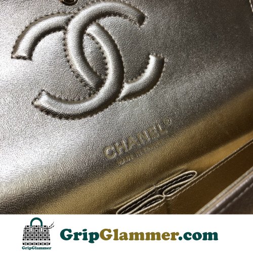 Chanel Flap Bag 25cm (Medium) - Image 9