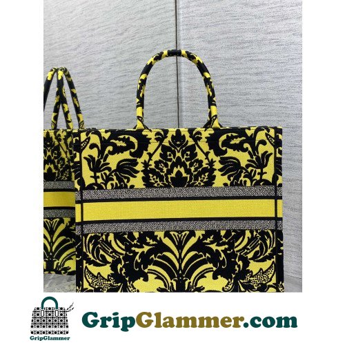 Dior Book Tote Large 42cm - Image 5