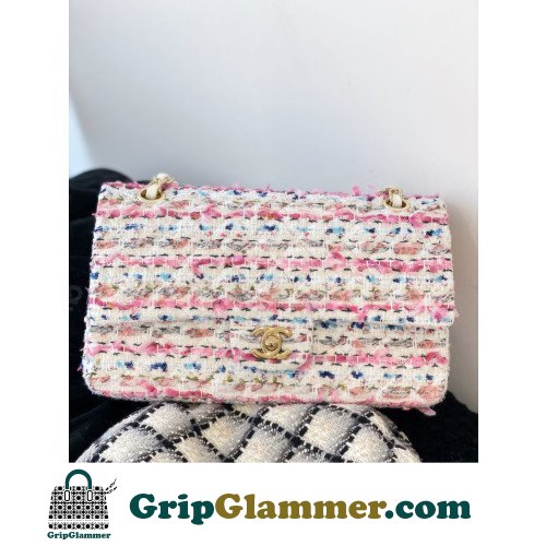 Chanel Flap Bag 25cm (Medium)