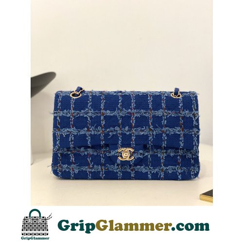 Chanel Flap Bag 25cm (Medium)