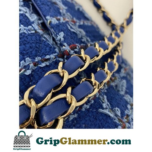 Chanel Flap Bag 25cm (Medium) - Image 4