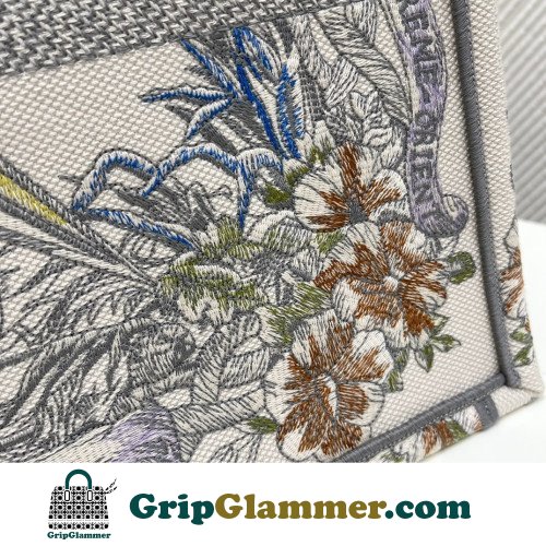 Dior Book Tote Large 42cm - Image 5