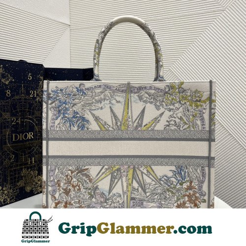 Dior Book Tote Large 42cm - Image 6