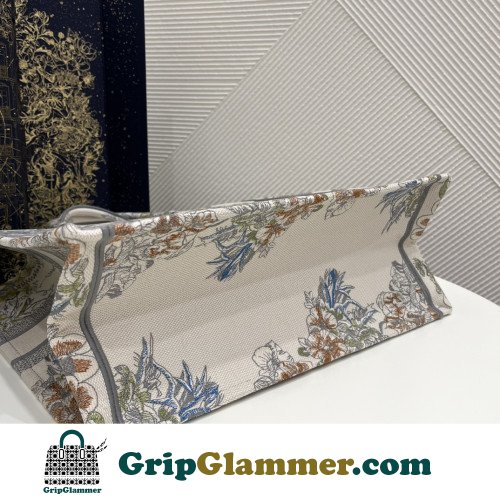 Dior Book Tote Large 42cm - Image 7