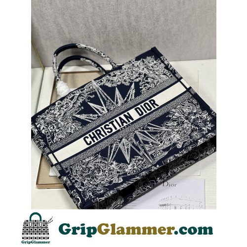 Dior Book Tote Large 42cm - Image 9