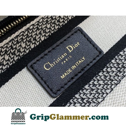 Dior Lady Dior 24cm Medium - Image 9