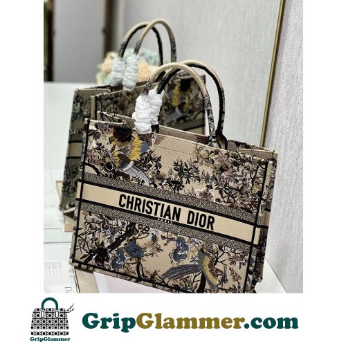 Dior Book Tote Large 42cm - Image 4